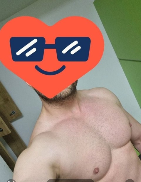 Alissa – Bruneta Delicata din Sibiu pentru Experiente Speciale