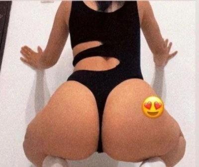 Ana, bruneta seducatoare din Brasov – Experienta de neuitat!