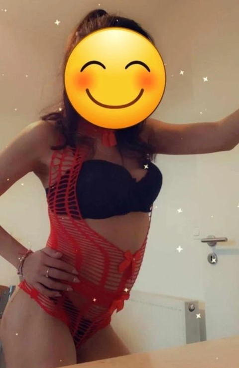 Bianca, bruneta atragatoare din Curtea de Arges – Experienta de neuitat