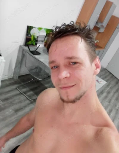 Blonda fermecatoare din Constanta, gata sa te surprinda