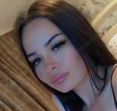 Blonda incitanta cu piercing la Ramnicu Valcea