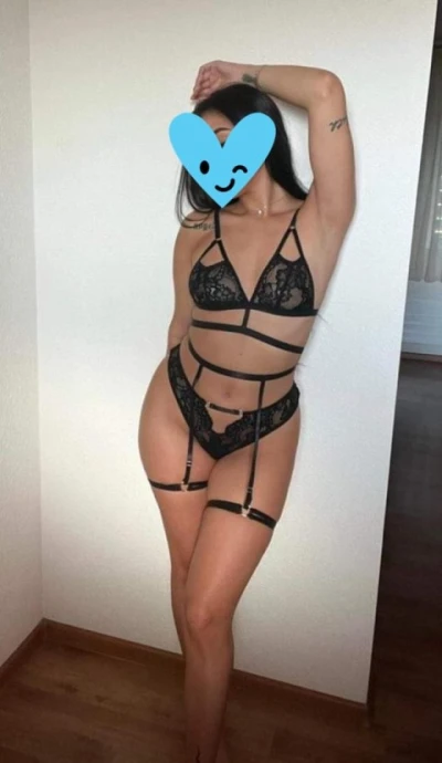 Blonda reala din Sector 3, gata pentru clipe memorabile