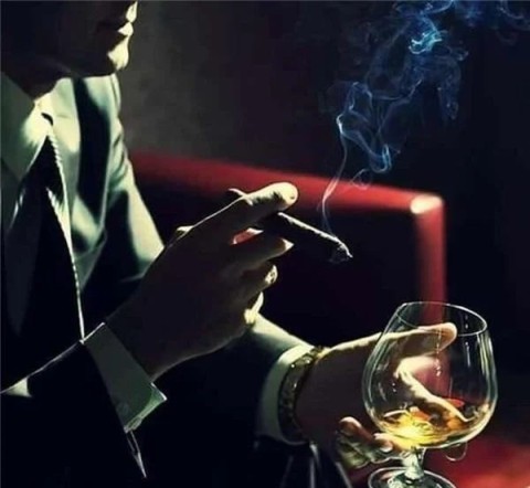 Bruneta pasionala din Constanta te asteapta pentru momente de neuitat