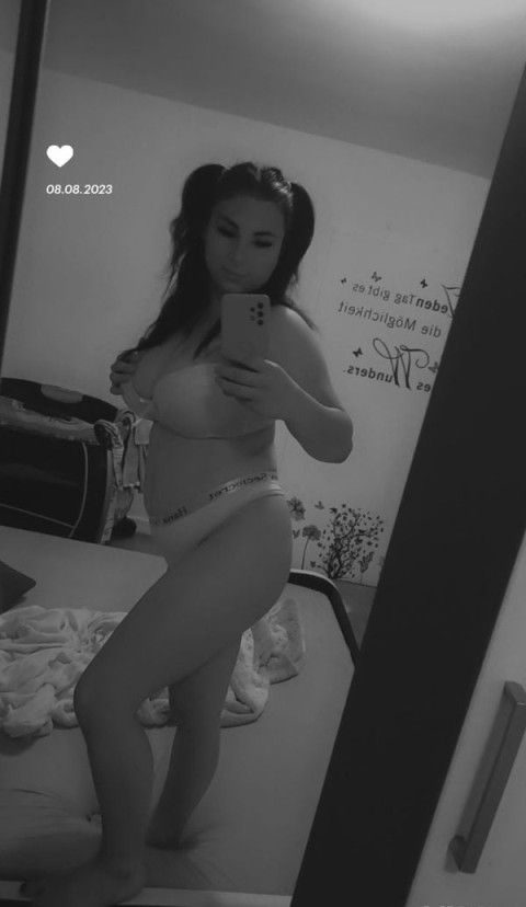 Claudia, 20 ani – Experienta unica in Buzau