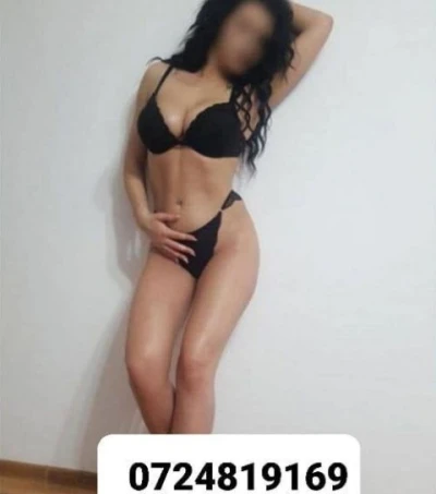 Delia, seductie si rafinament in Pitesti – Escorta de top
