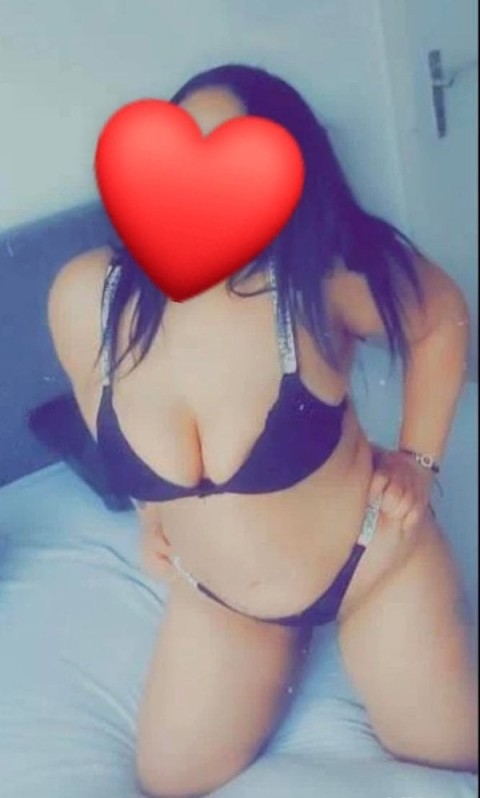 Descopera Alina, Farmecul de Nerefuzat din Focsani