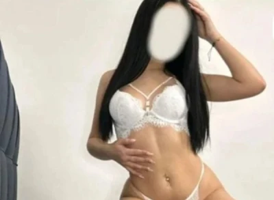 Descopera Experienta Suprema cu Rebeka si Iuliana in Deva