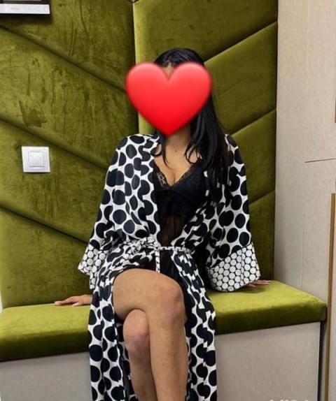 Descopera Experienta Unica cu Andrea in Pitesti – Full Service si Deplasari Disponibile