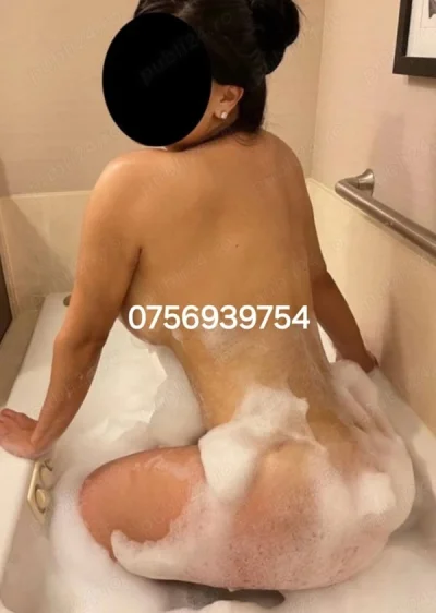 Descopera Experienta Unica cu Bruneta din Sector 6