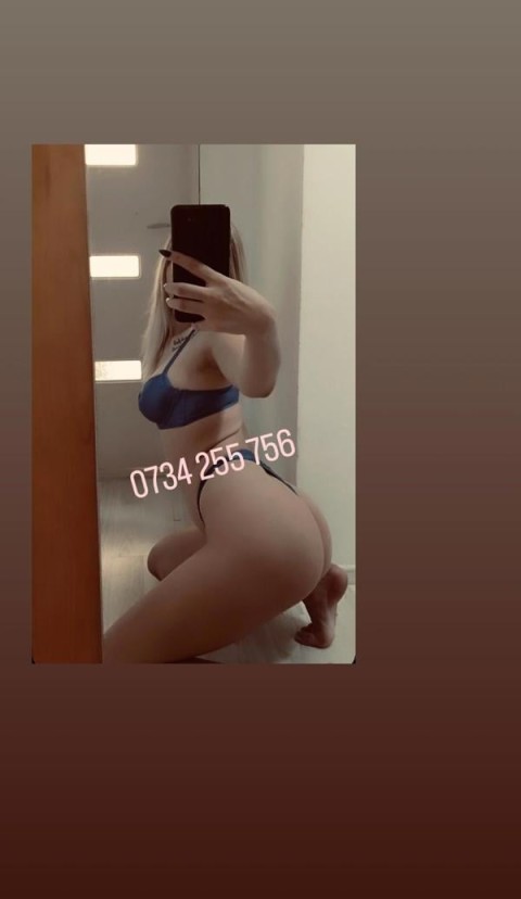 Descopera Experienta Unica cu Loree, Bruneta Tatuata din Falticeni