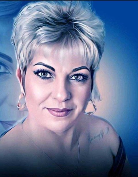 Descopera Farmecul Mirelei la Ploiesti – Seductie si Eleganta la 20 de Ani