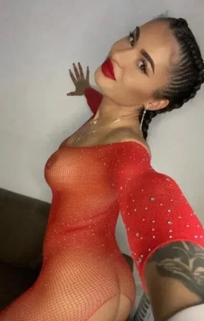 Descopera frumusetea lui Efsun in Oradea – Eleganta si stil pentru barbatii cu gusturi rafinate