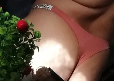 Descopera Noua Experienta din Buzau cu Mira, Bruneta Tatuata