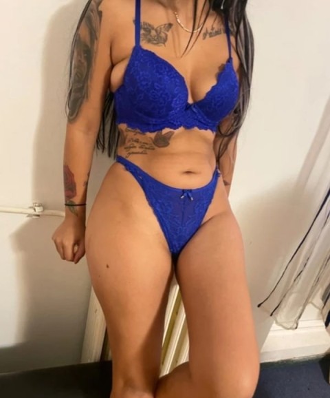 Descopera O Experienta Unica Cu O Bruneta Pasionala Din Constanta