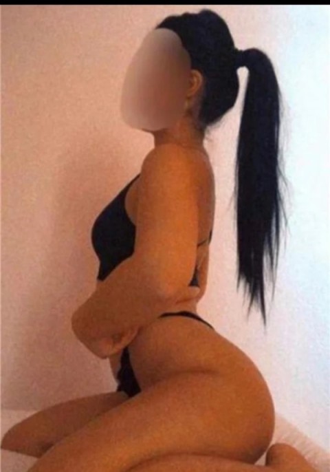 Emma, escorta din Timisoara care iti implineste fanteziile cu pasiune