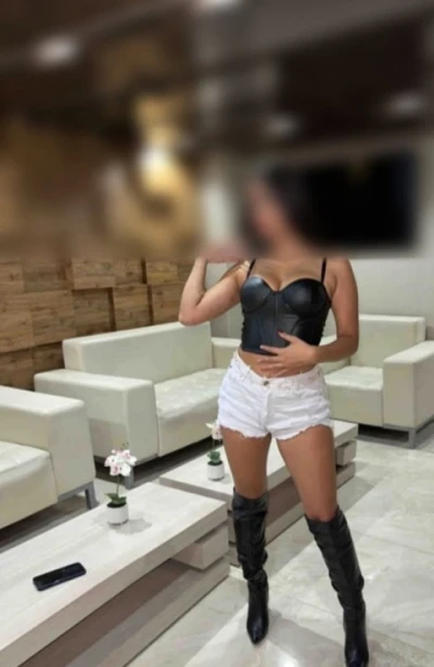 Evadeaza din rutina cu o experienta unica in Brasov – Disponibila pentru intalniri discrete