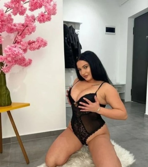 Experienta erotica de neuitat in Sibiu cu bruneta de 21 de ani