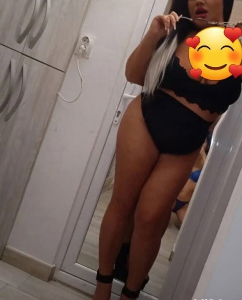 Experimenteaza placeri unice cu o blonda sexy in Sector 1