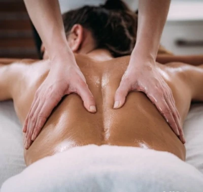 Intalneste blonda eleganta din Brasov pentru momente de neuitat