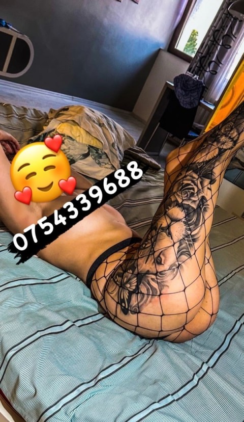 Intalneste o bruneta fascinanta din Giurgiu gata sa cucereasca inimile