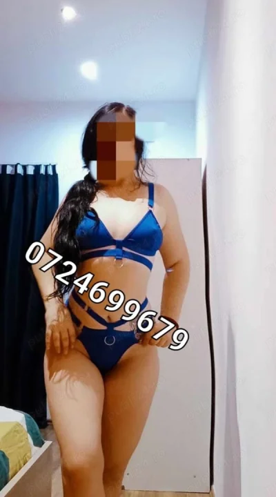 Intalneste o bruneta speciala in Constanta