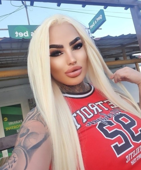 Intalneste-o pe Jasmyn – Escorta Sociabila din Deva