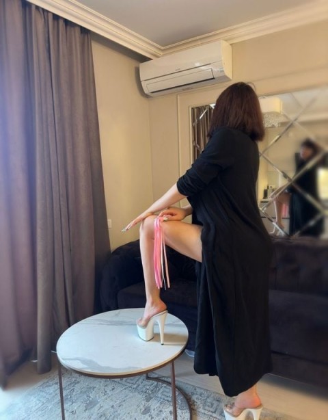 Intalniri cu Bella Milf din Oradea – Poze Reale si Experienta Unica