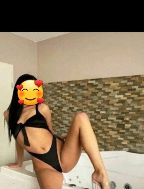 Intalniri de neuitat in Sector 1 – Disponibila pentru deplasari