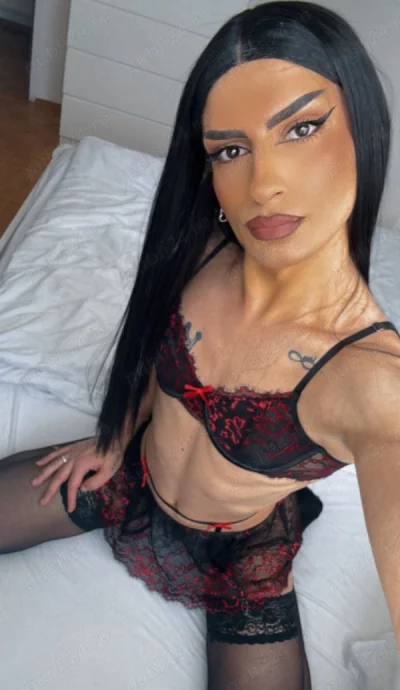 Intalniri de vis cu Rebeca in Sector 3