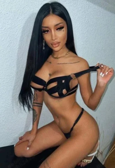 Intalniri Exclusive cu o Domnisoara din Iasi – Doar 3 Zile Disponibila!