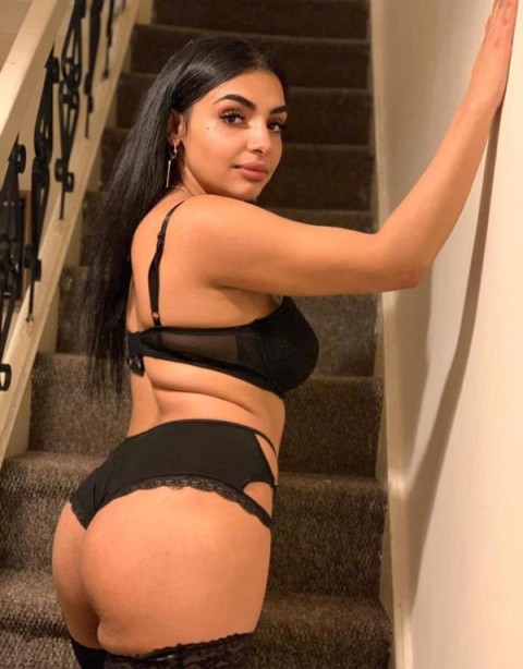 Intalniri Exclusiviste cu Emma in Brasov – Vizite la Hotel sau Domiciliu