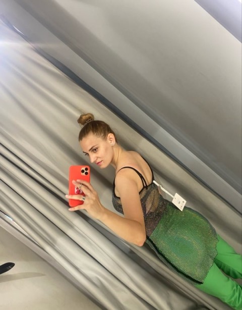 Karla, Dominanta Fascinanta din Focsani – Experienta Unica si Discreta