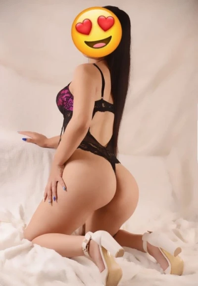 Lory, senzuala si pasionala, in Ploiesti pentru prima data