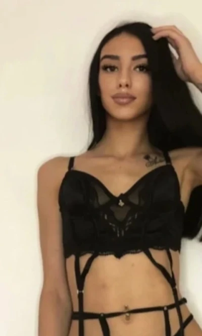 Plinuta sexy din Timisoara, gata sa iti implineasca fanteziile