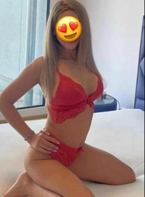 Rebeca, Compania Ideala in Constanta – Experiente Unice si Discrete