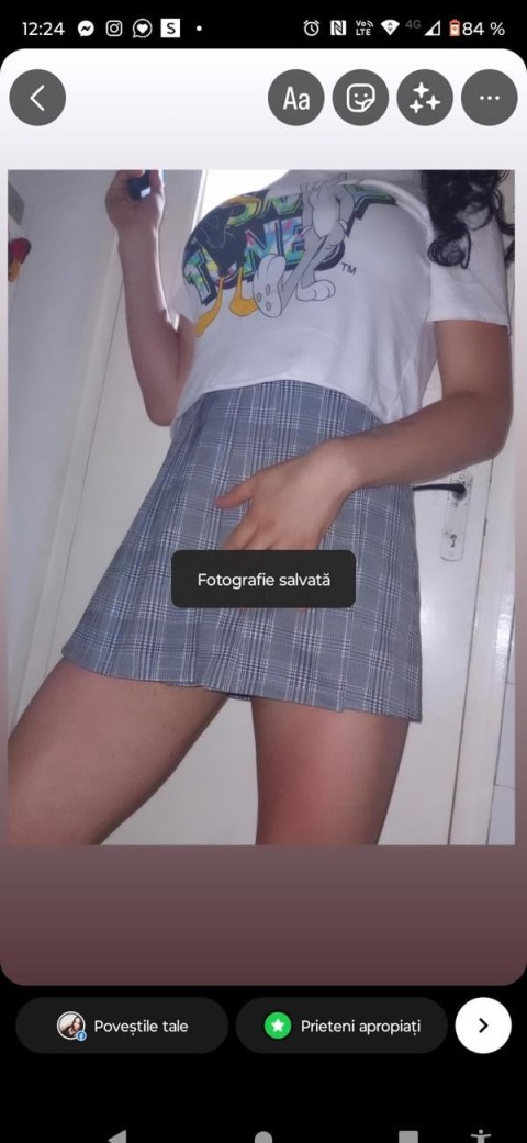 Rebeca, tanara seducatoare cu ochii verzi, te asteapta in Ploiesti pentru o experienta de neuitat